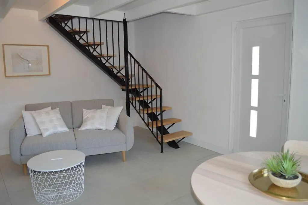 Apartment Petite Maison En Centre-Ville Antibes
